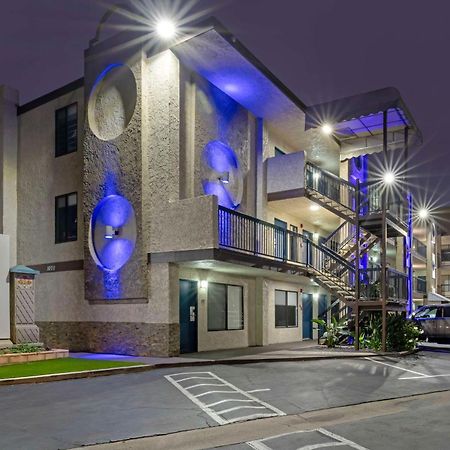 Best Western Courtesy Inn Hotel - Anaheim Resort At The Park Экстерьер фото