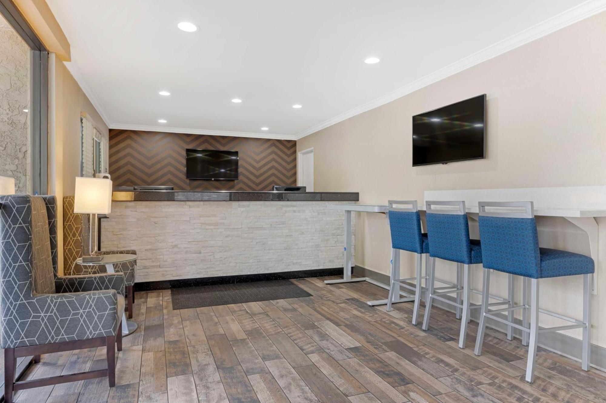 Best Western Courtesy Inn Hotel - Anaheim Resort At The Park Экстерьер фото
